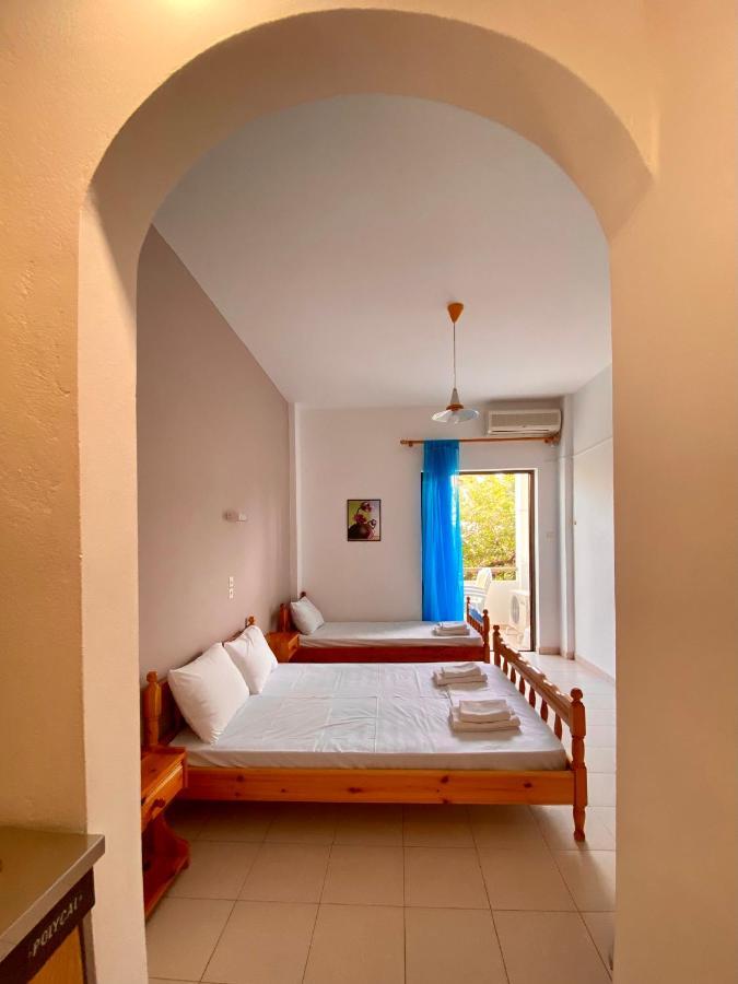 Maria Studios Agia Marina  ภายนอก รูปภาพ